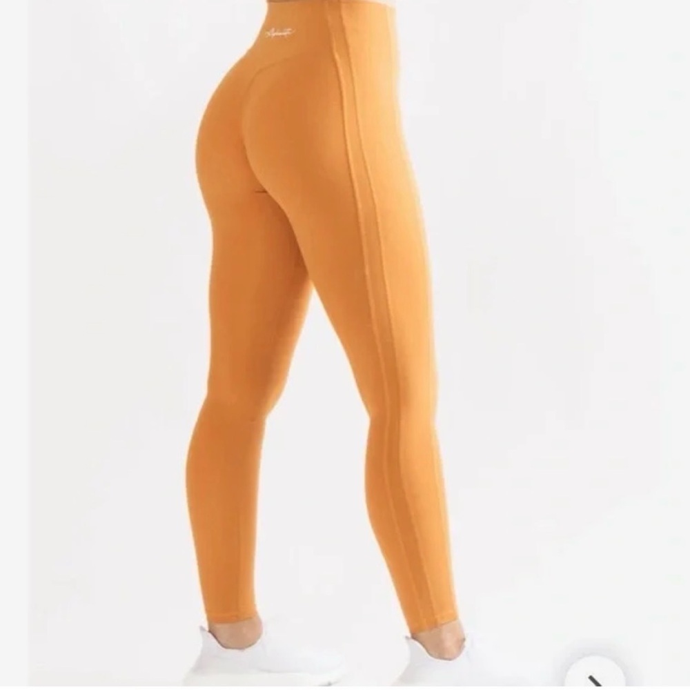 Alphalete Pulse Kinetic Leggings Size Small.